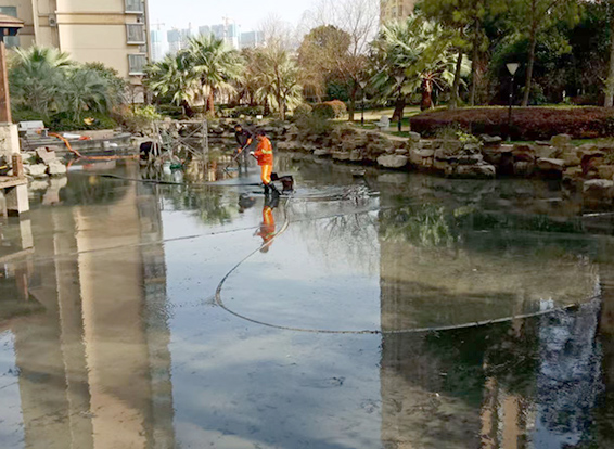 崇仁景观池淤泥清理